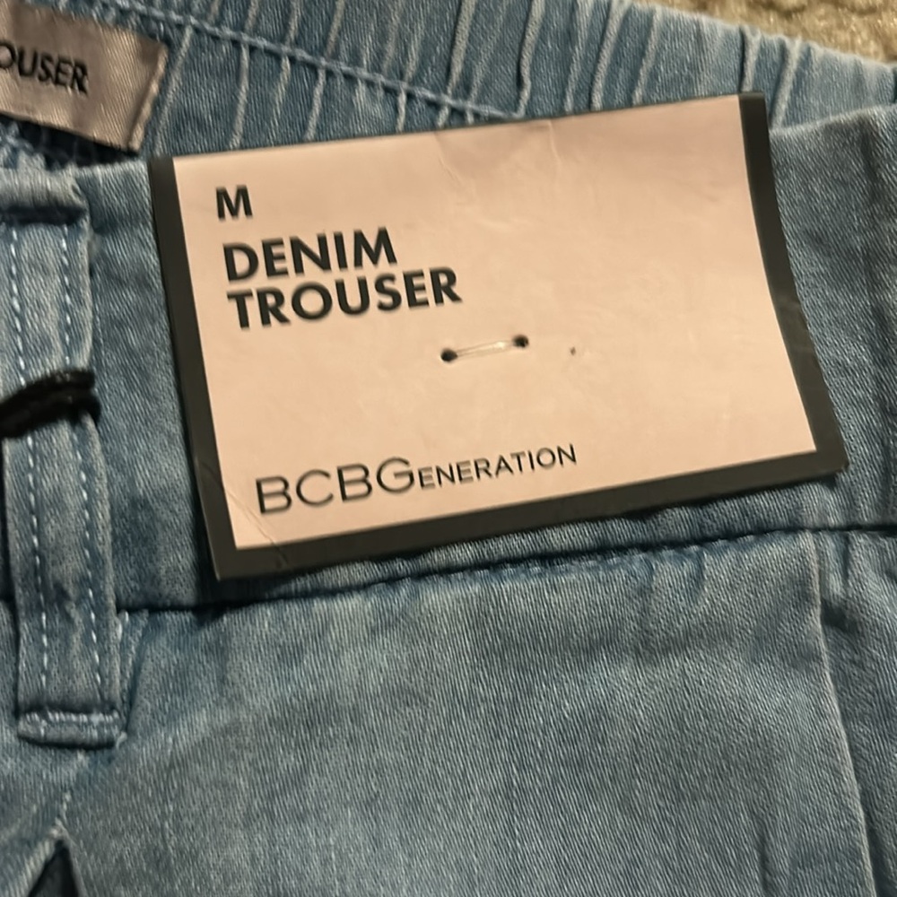 Size medium denim trousers NWT. - Picture 5 of 11